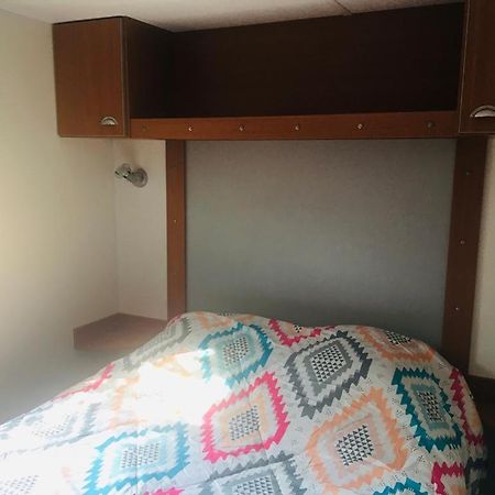 Mobil-Home Sur Terrain Prive Serignan Luaran gambar